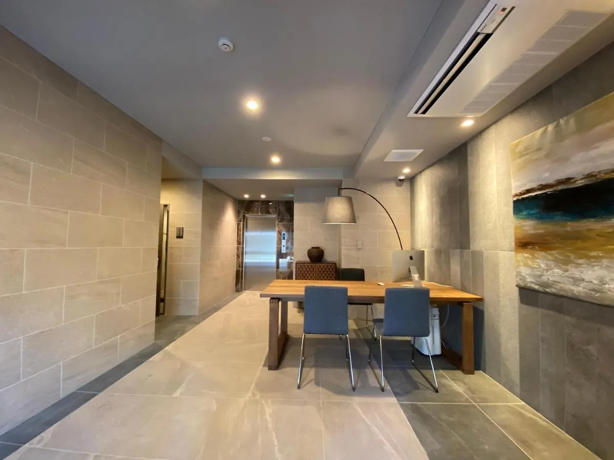 Apartment Lang Hotel Kameido: Convenient Stay with Netflix and Fireworks Views Tokyo Japan