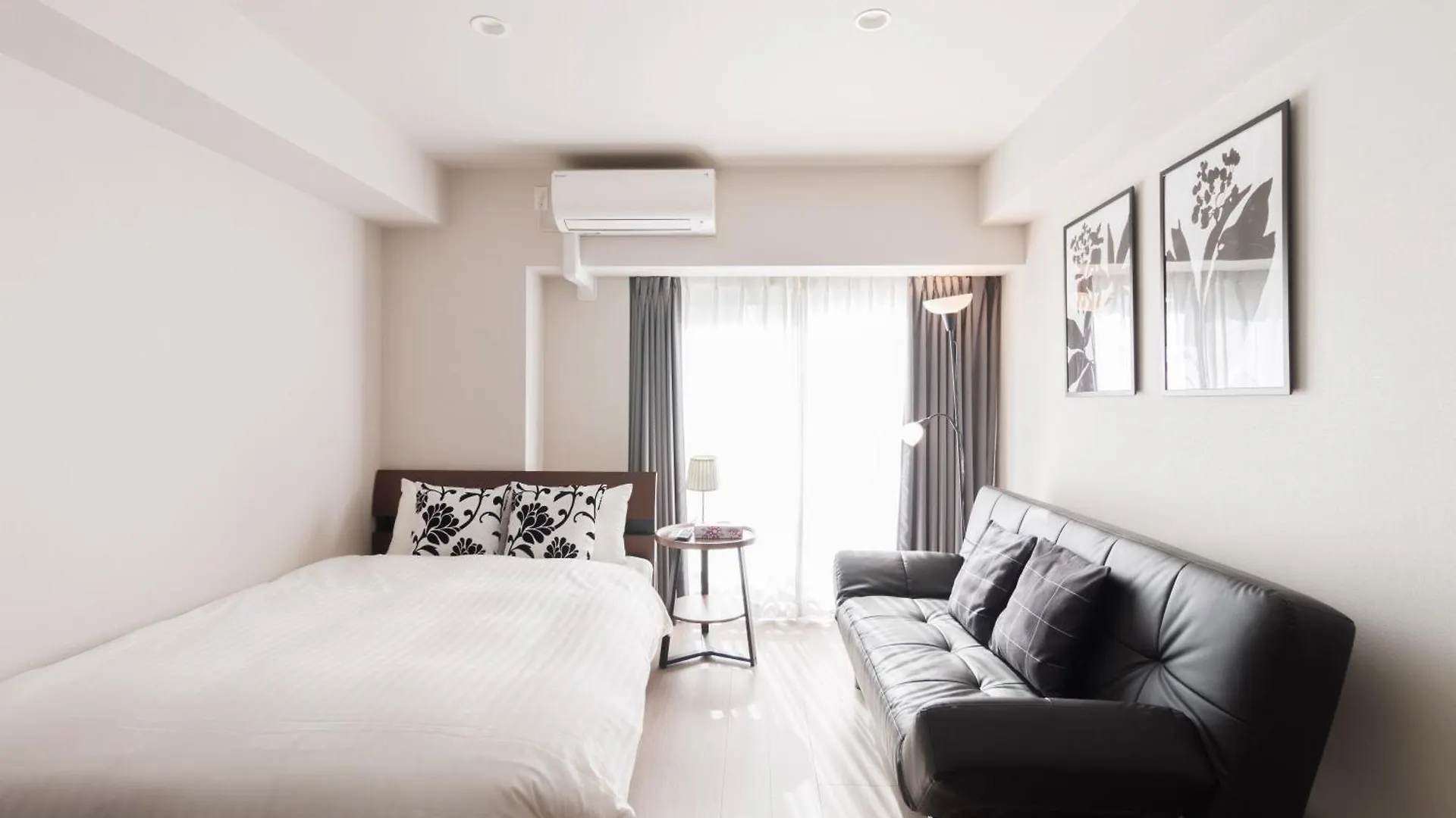 Apartment Lang Hotel Kameido: Convenient Stay with Netflix and Fireworks Views Tokyo