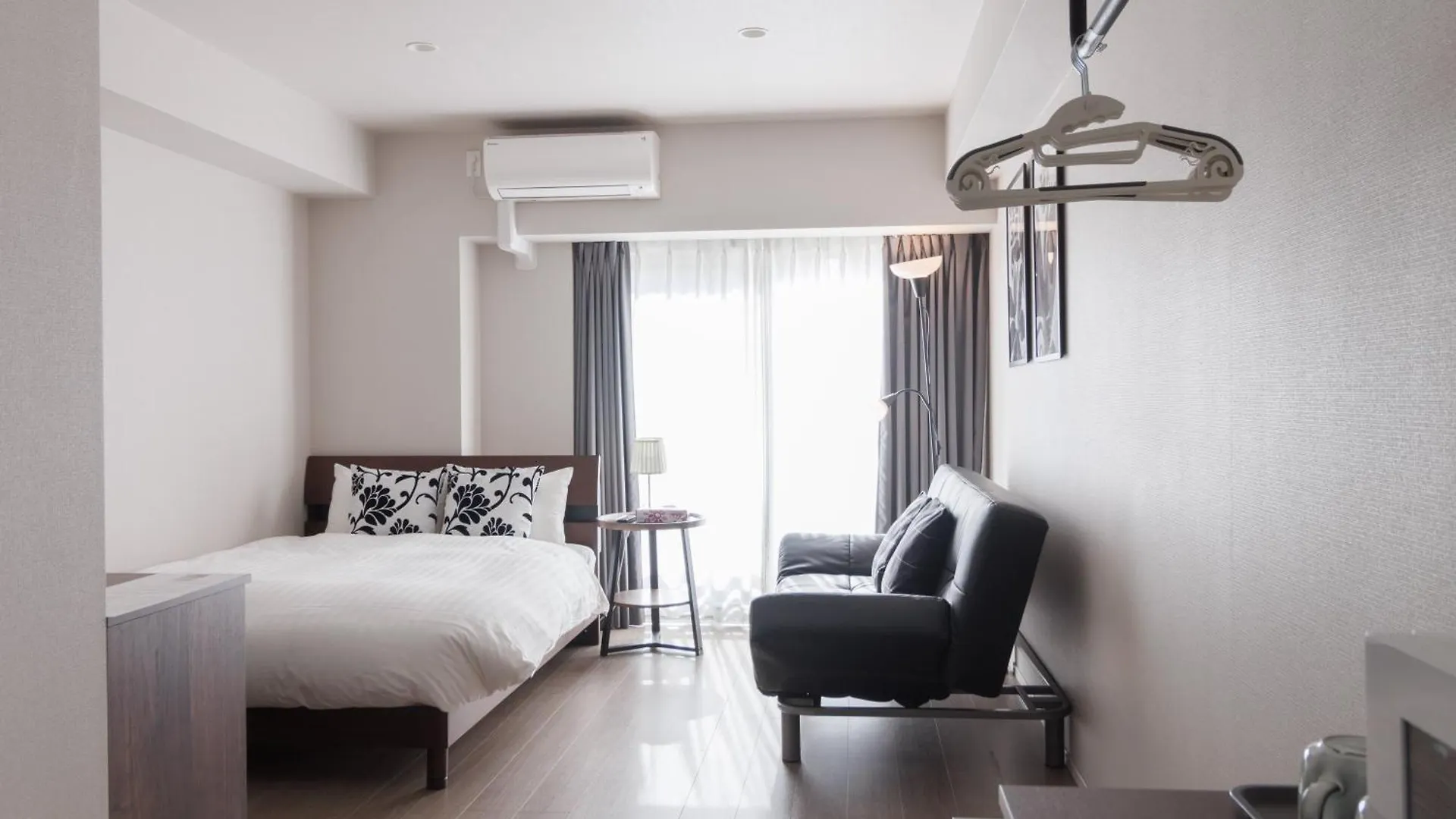 Lang Hotel Kameido: Convenient Stay with Netflix and Fireworks Views Tokyo 0*,