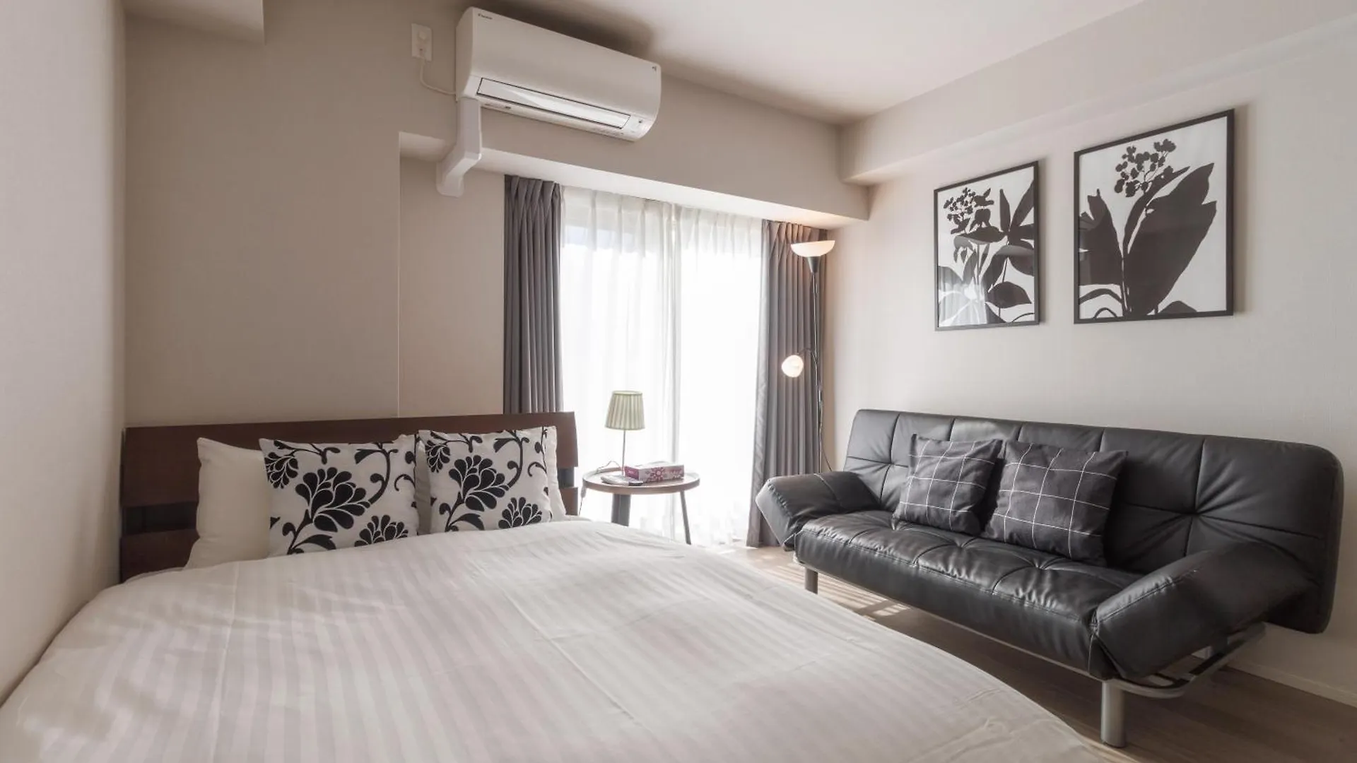 Lang Hotel Kameido: Convenient Stay with Netflix and Fireworks Views Tokyo