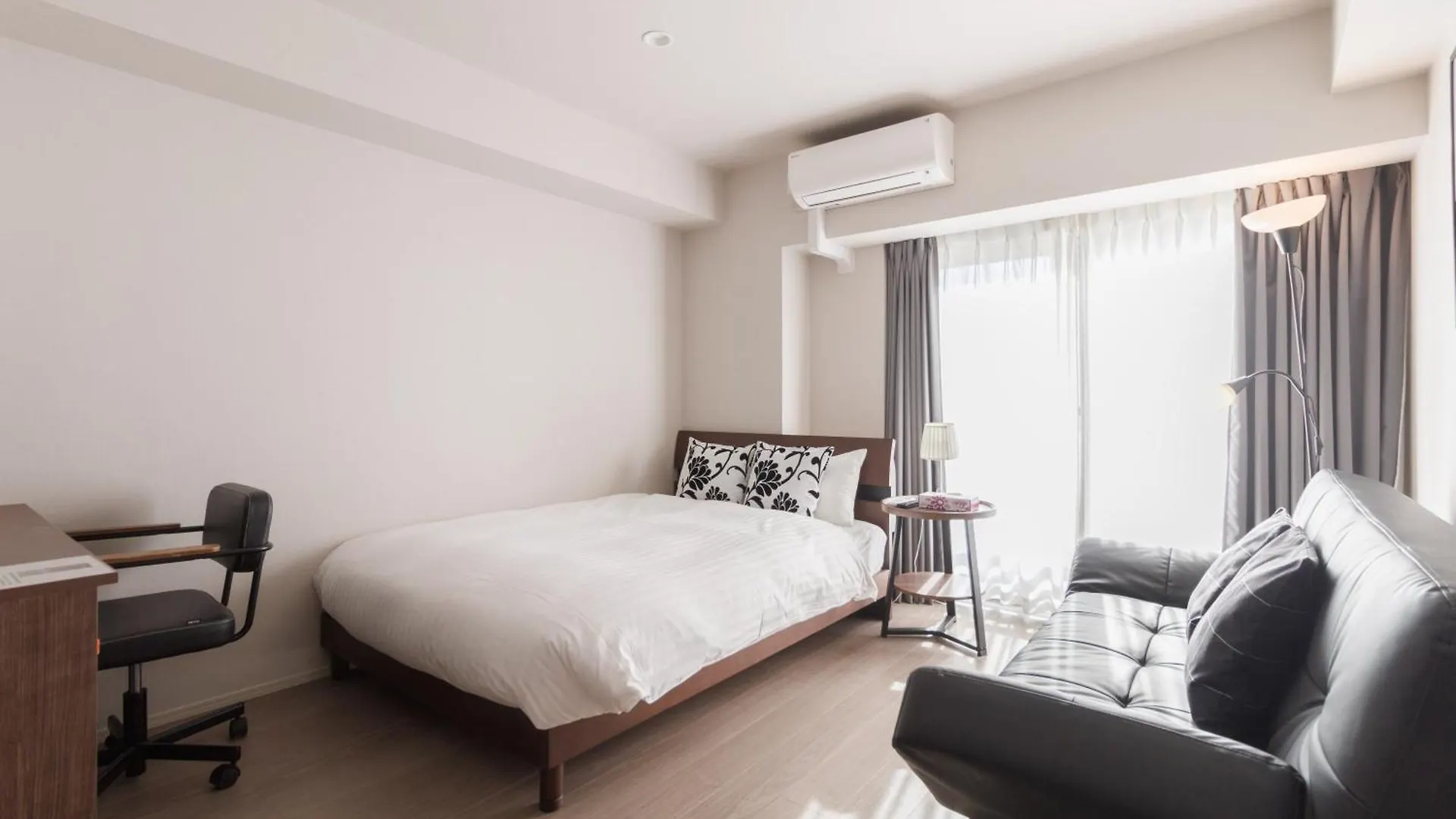Lang Hotel Kameido: Convenient Stay with Netflix and Fireworks Views Tokyo 0*,