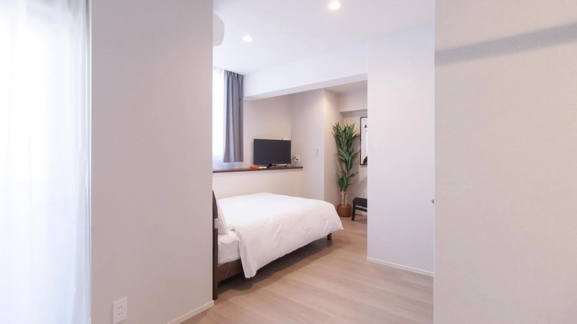 Lang Hotel Kameido: Convenient Stay with Netflix and Fireworks Views Tokyo Apartment