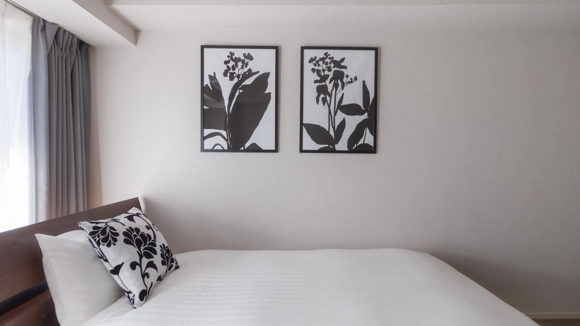 Lang Hotel Kameido: Convenient Stay with Netflix and Fireworks Views Tokyo Japan