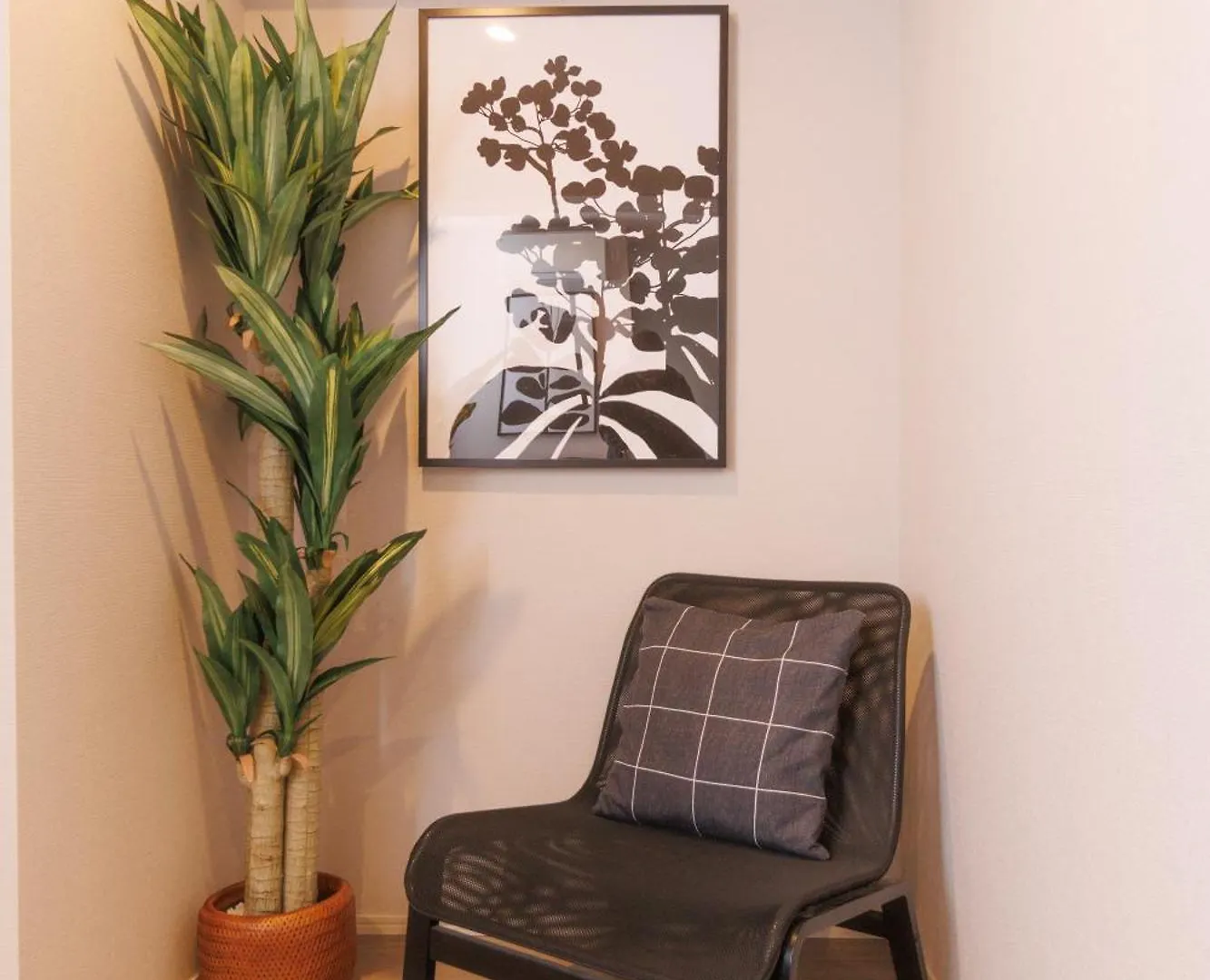 Apartment Lang Hotel Kameido: Convenient Stay with Netflix and Fireworks Views Tokyo Japan